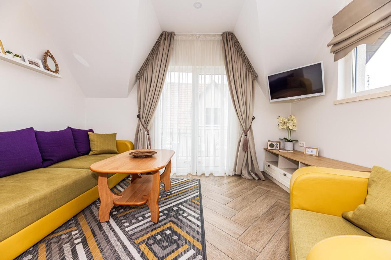 Deluxe 2 Apartament *